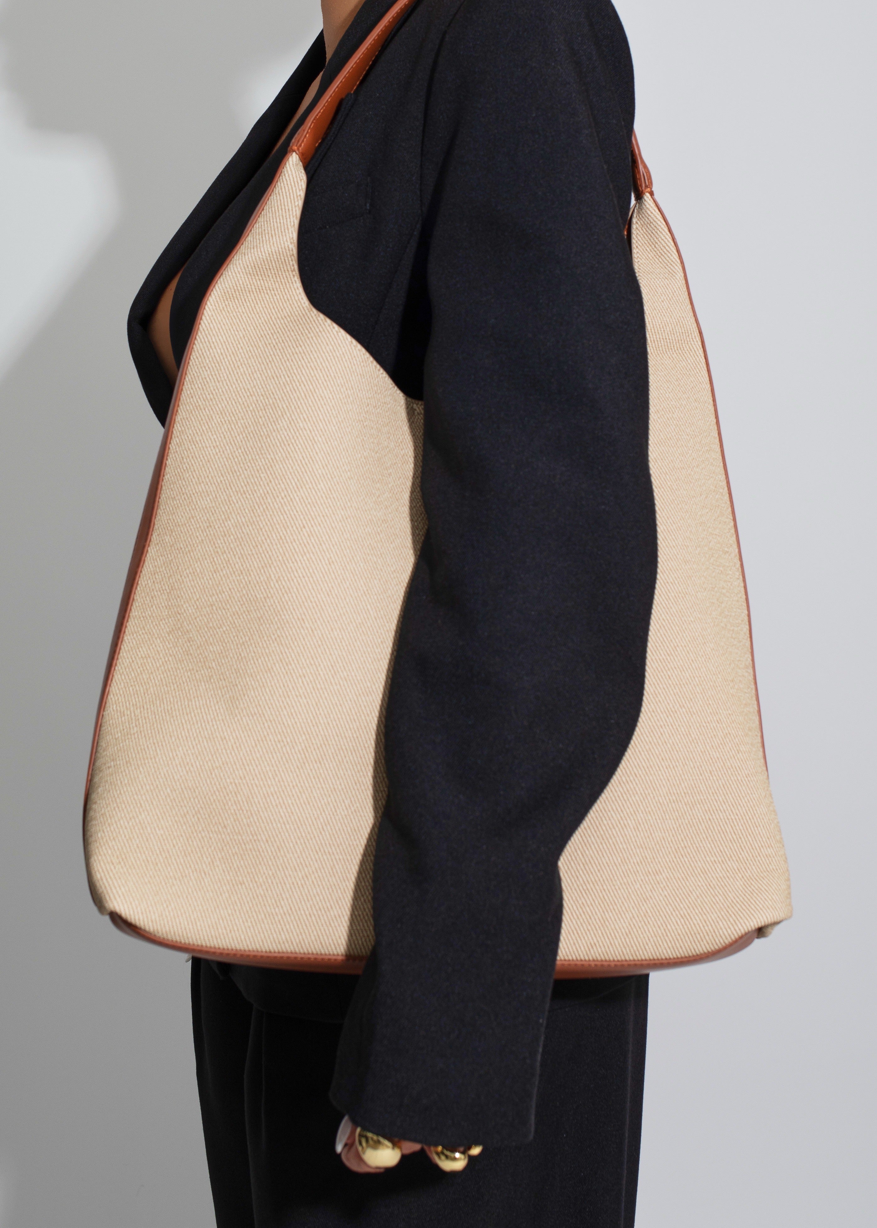 Simple But Chic Tote Bag Brown