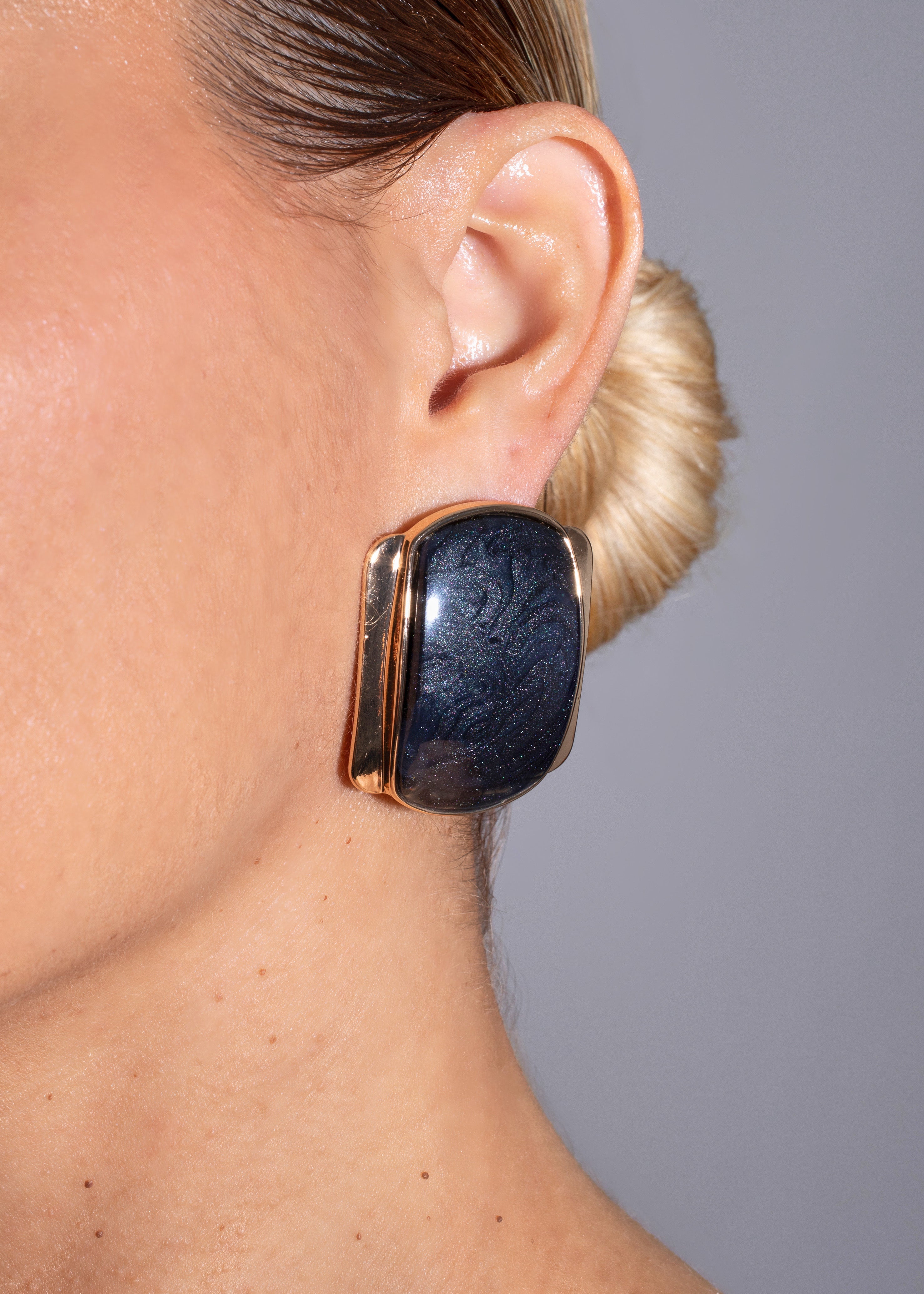 Midnight Stone Earrings Black