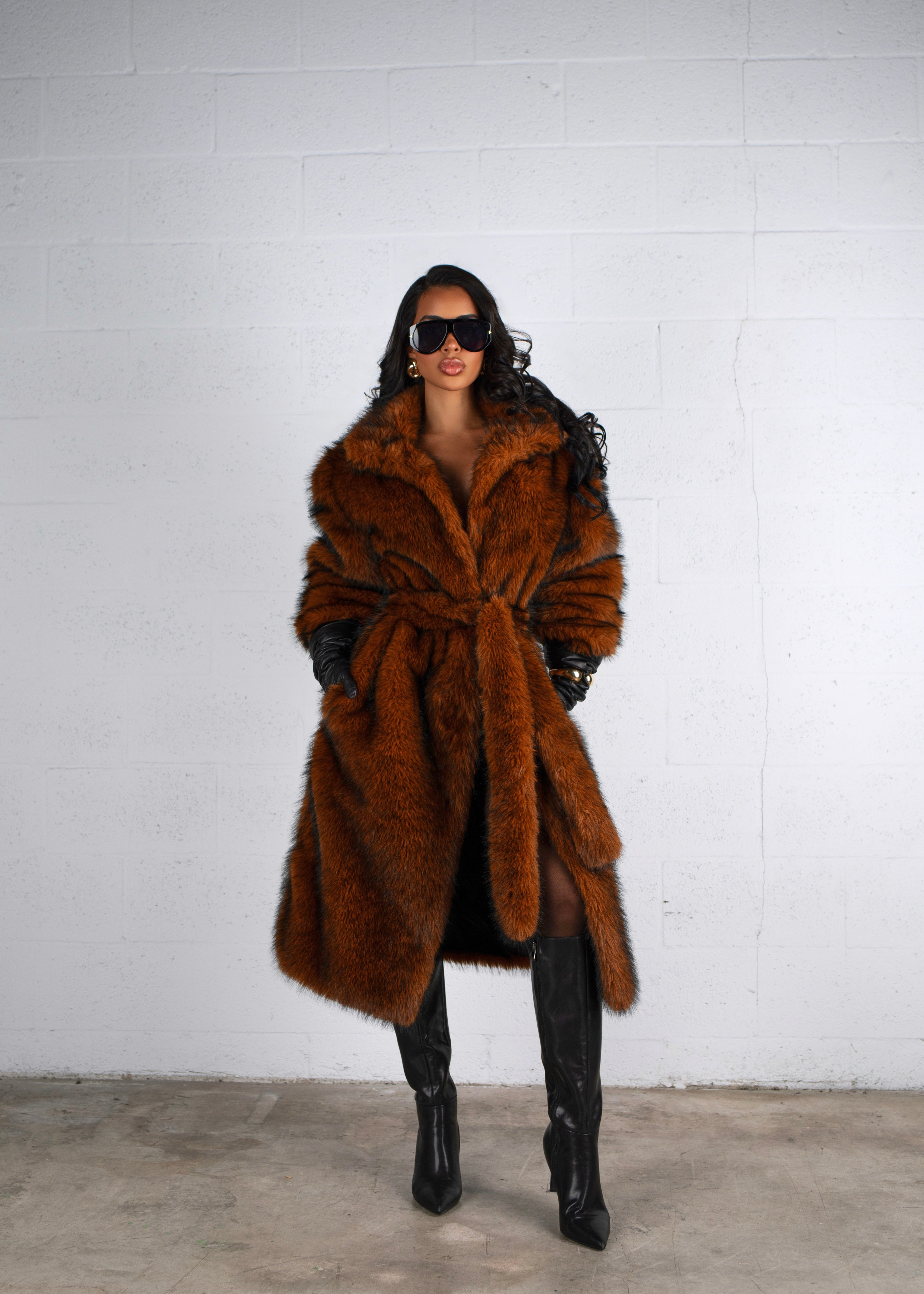 Luxe Instinct Faux Fur Coat Brown