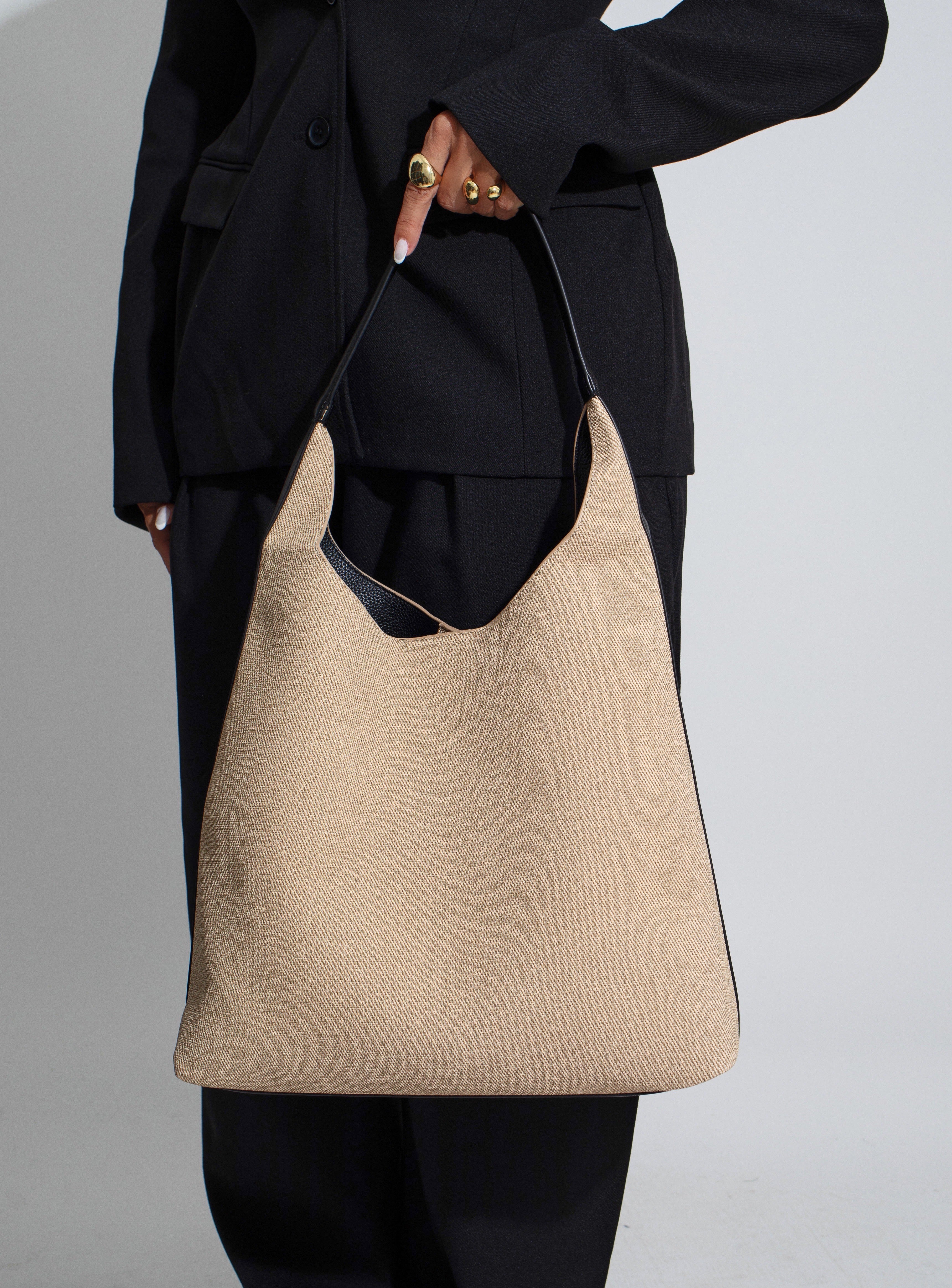 Simple But Chic Tote Bag Black