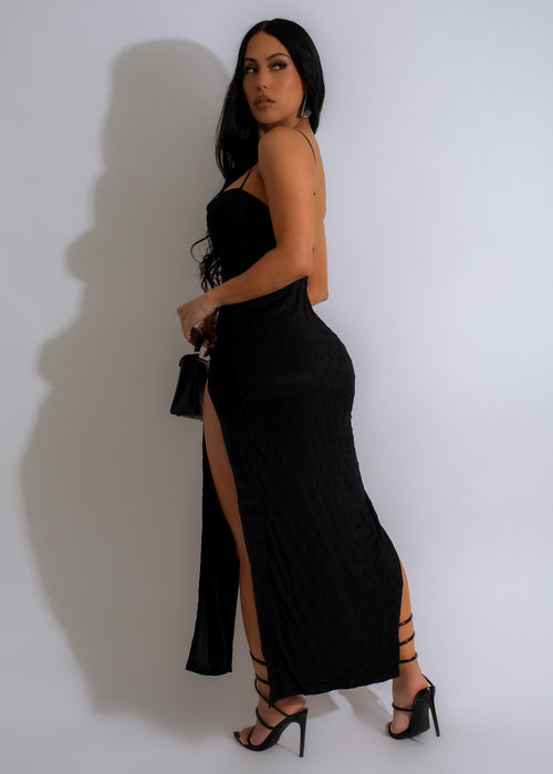 Alt text: Elegant black lace midi dress, perfect for formal events and special occasions