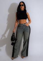 To Stand Out Jeans Black with Distressed Detailing and Skinny Fit