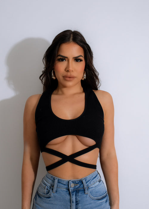 Versatile and chic Cross Train Ribbed Crop Top Black for active lifestyle