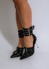 Off The Runway Heels Black - Women's elegant high heel shoes with a sleek black finish and stylish design 