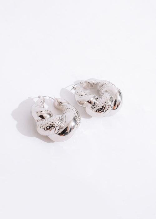  Elegant special silver earring perfect for any occasion with stunning details