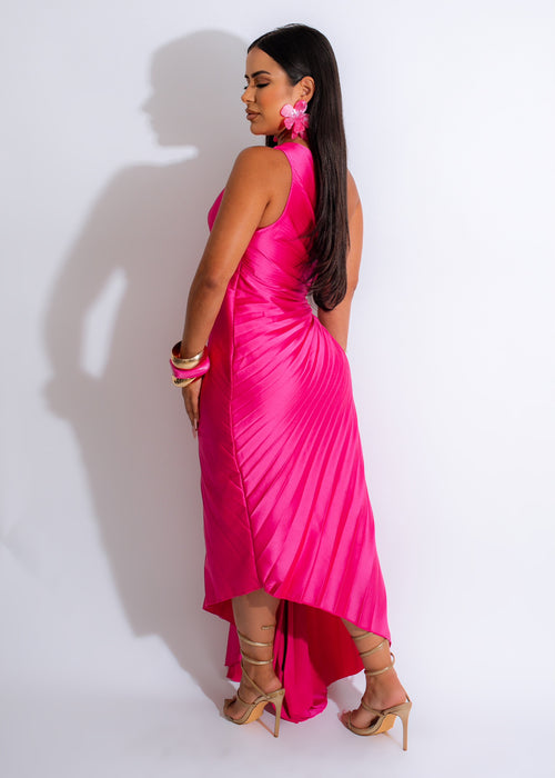 Beautiful and elegant pink silk midi dress featuring a flattering silhouette