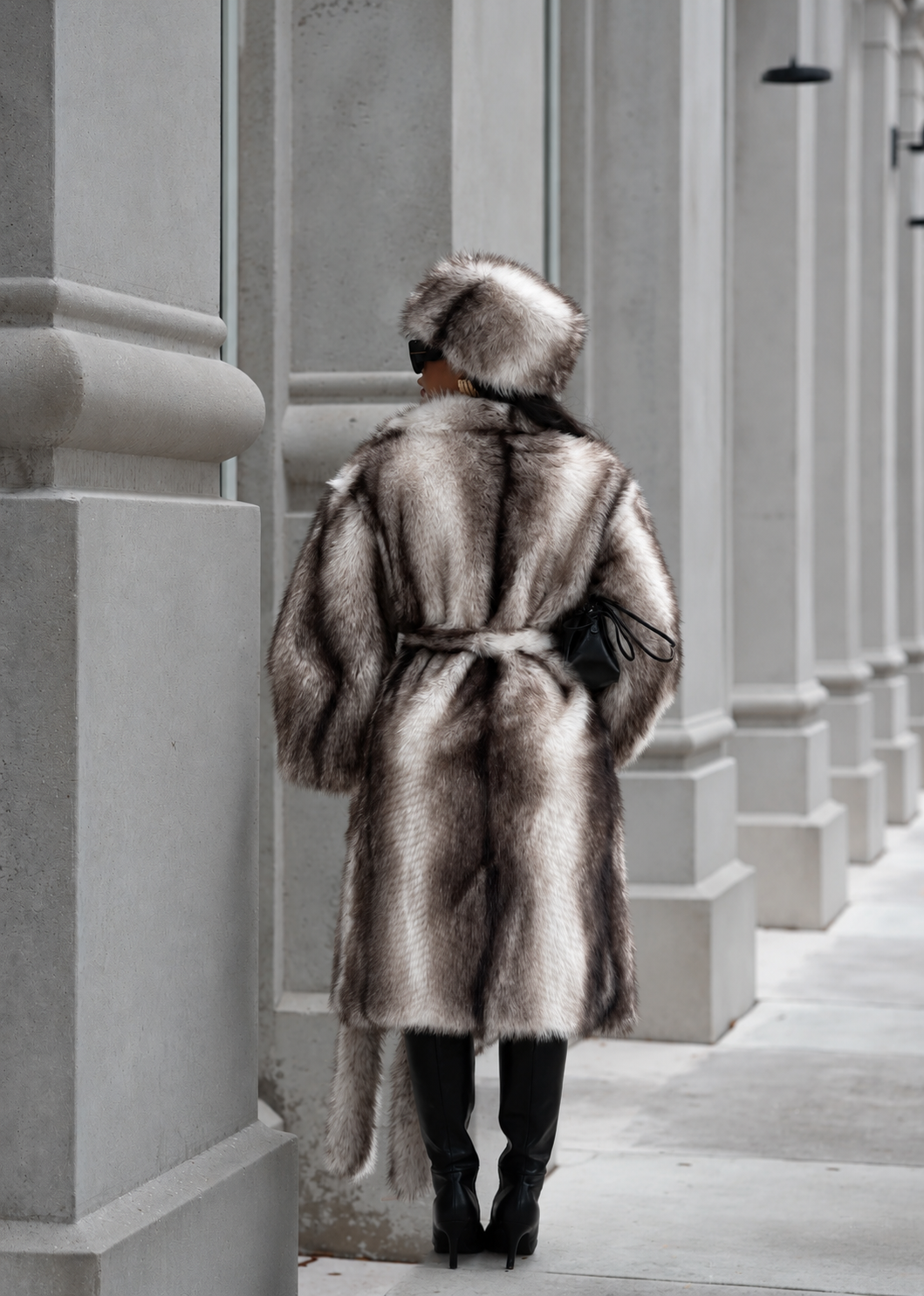 Luxe Instinct Faux Fur Coat White