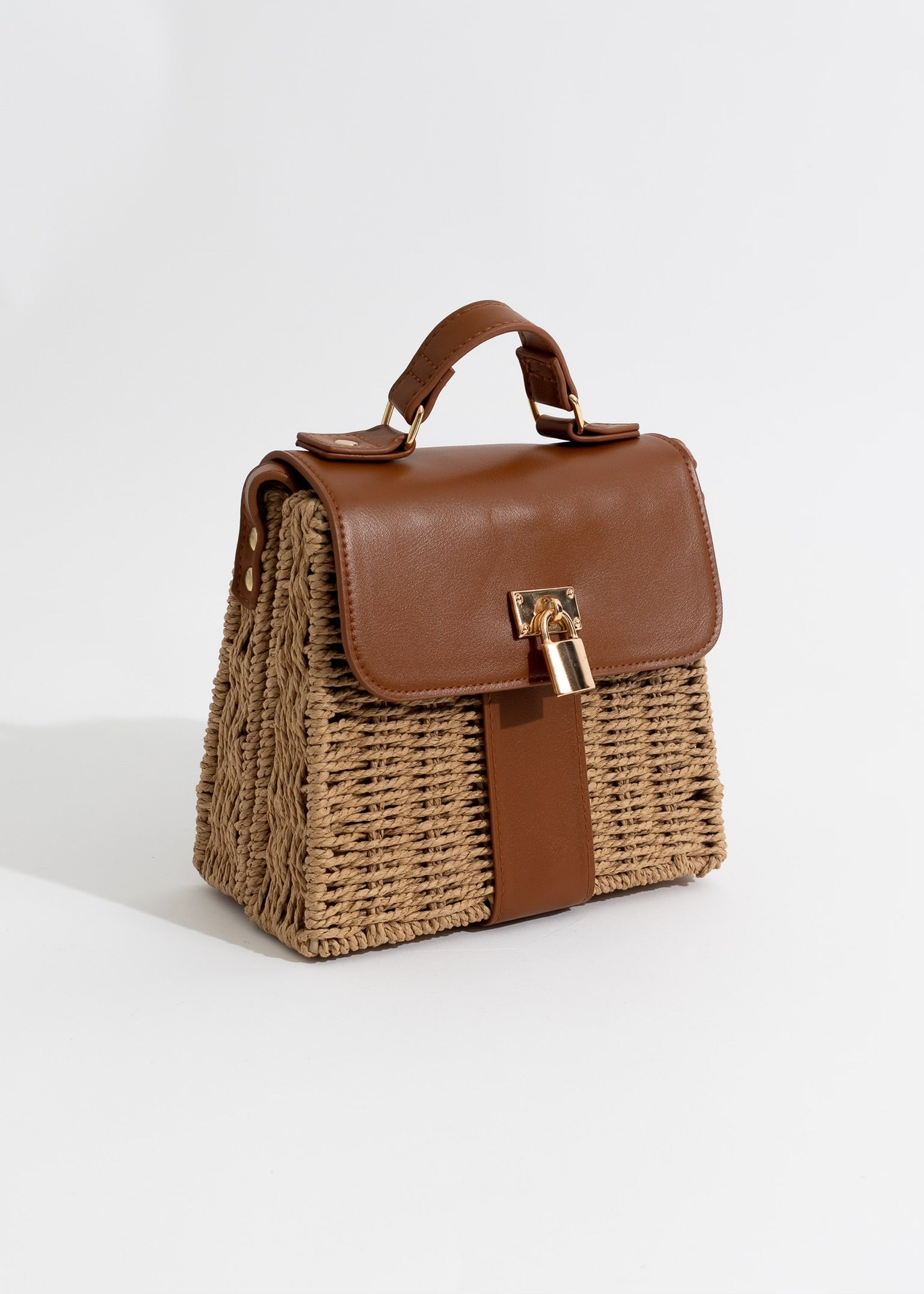 Brown crossbody bag with stylish design and durable material for all-day use