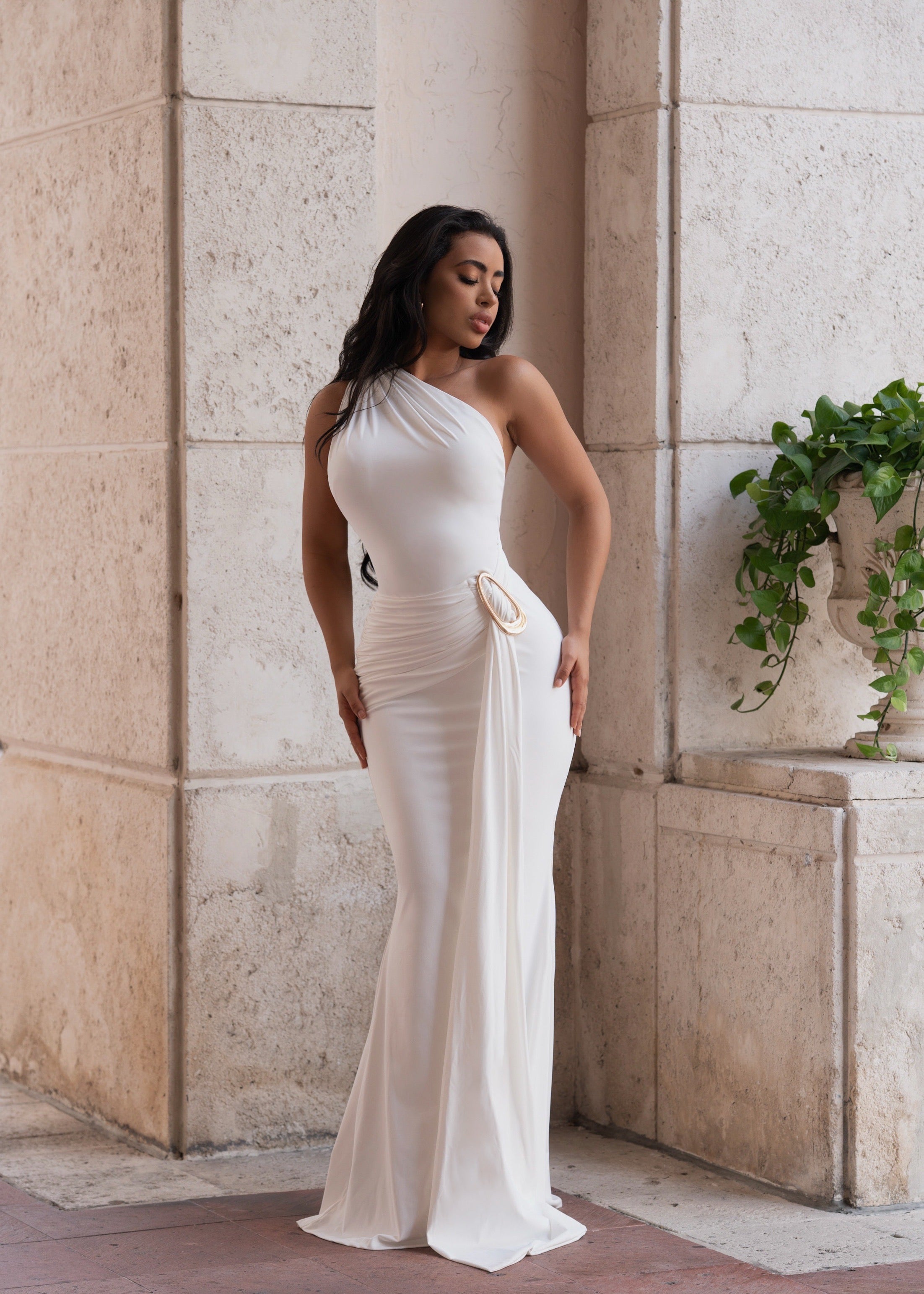 Angelic Twist Ruched Maxi Dress White