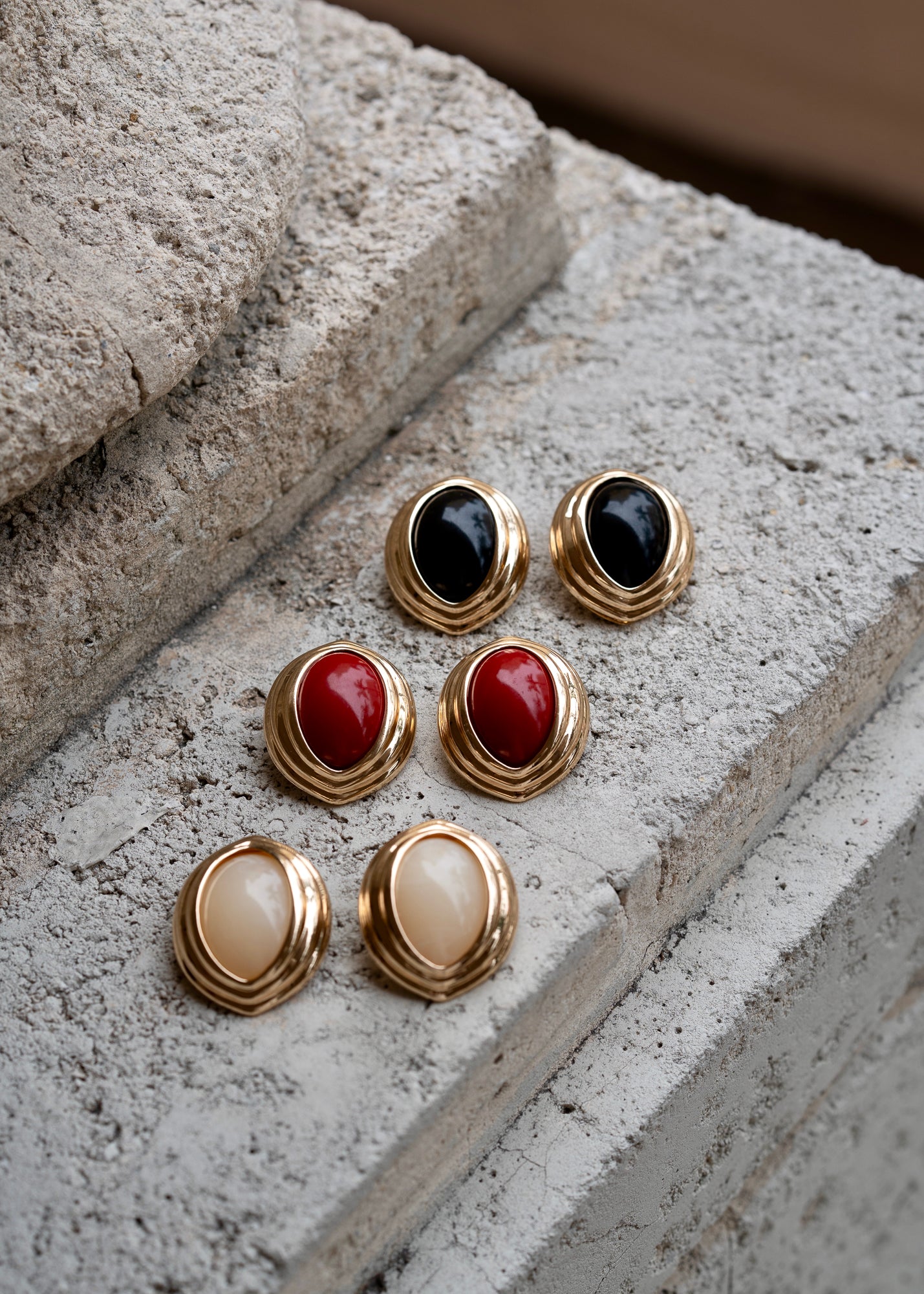 Relic of Desire Earrings Red