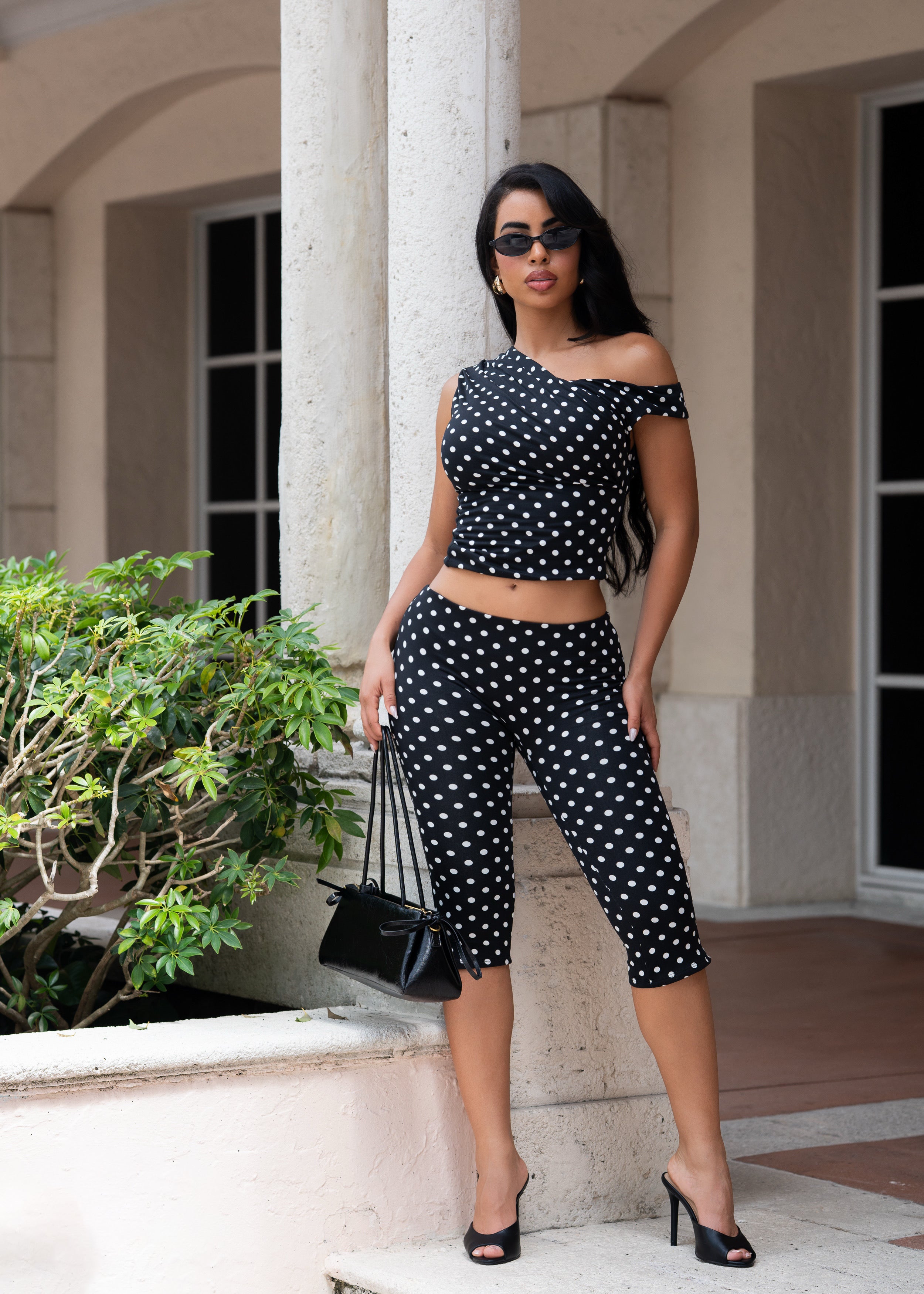 Dot The Line Ruched Capri Set Black