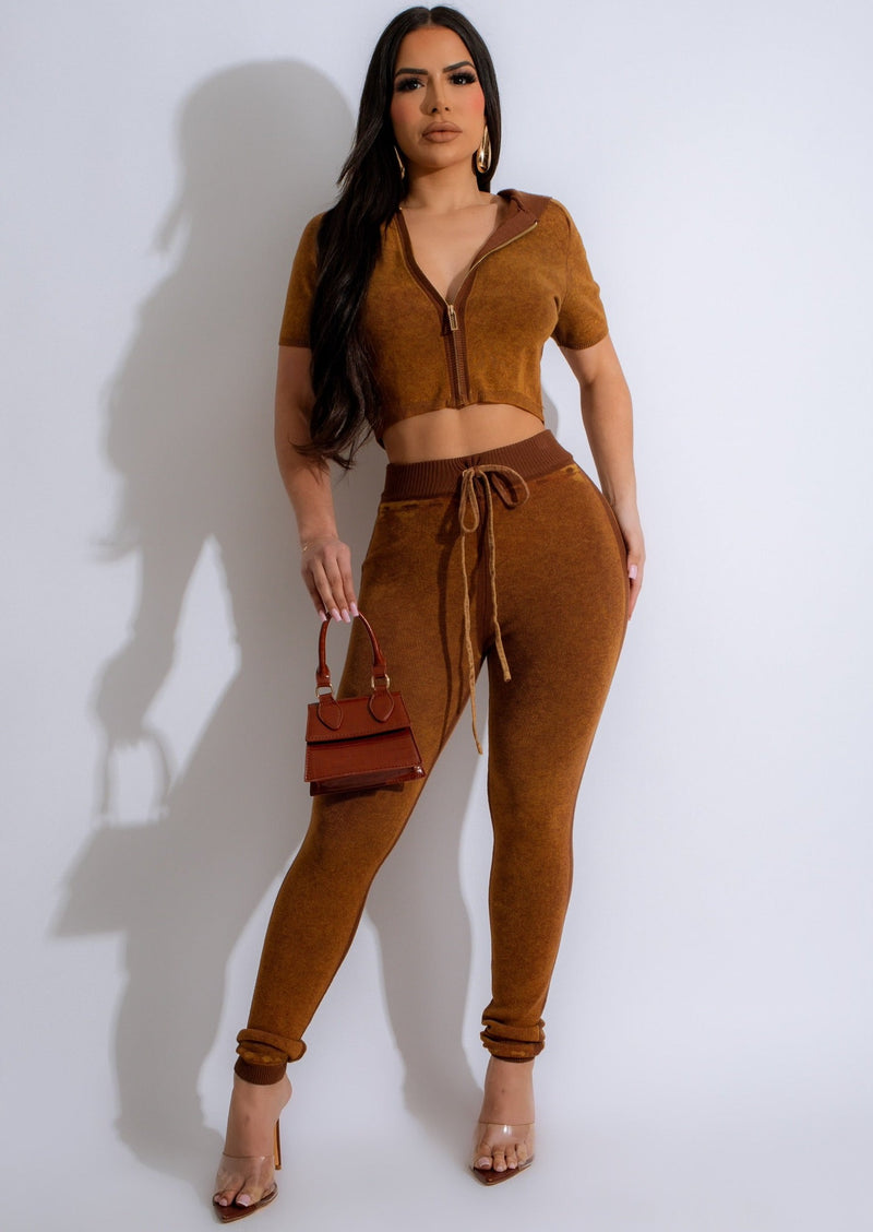 Alt text: Cozy and stylish brown knit jogger set with a capricious design