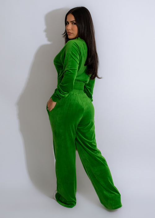 Don't Bother Velvet Pant Set Green