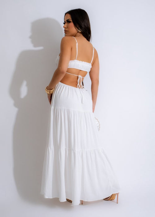  Elegant summer soiree maxi dress in white with flowing silhouette and V-neckline