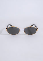  Fashionable black sunglasses with cat-eye shape and polarized lenses for women