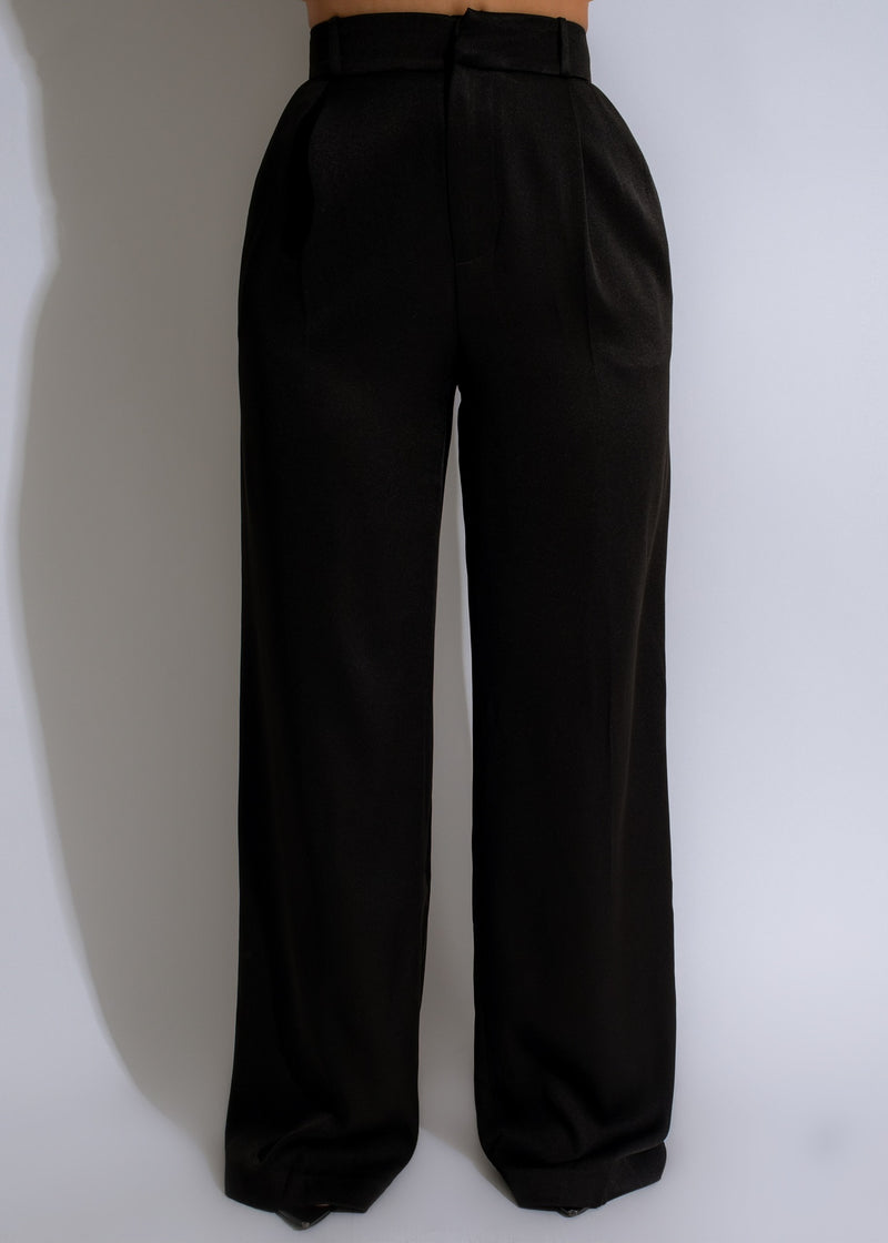 Formal Black Pants for Women's Business Attire in the Workplace