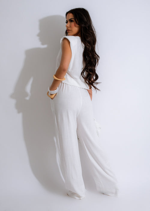 Stylish and comfortable linen pants and top set in pristine white