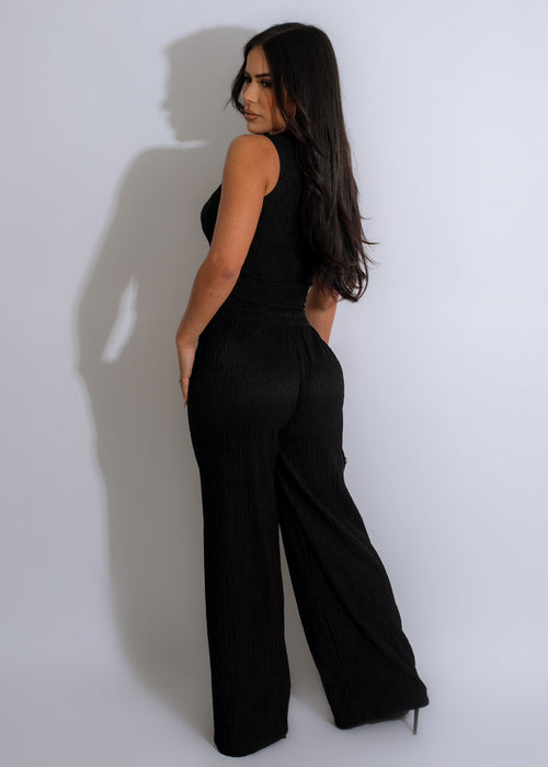 Lift Me Up Pant Set Black: This versatile black pant set is made from high-quality material and features a trendy, figure-enhancing silhouette