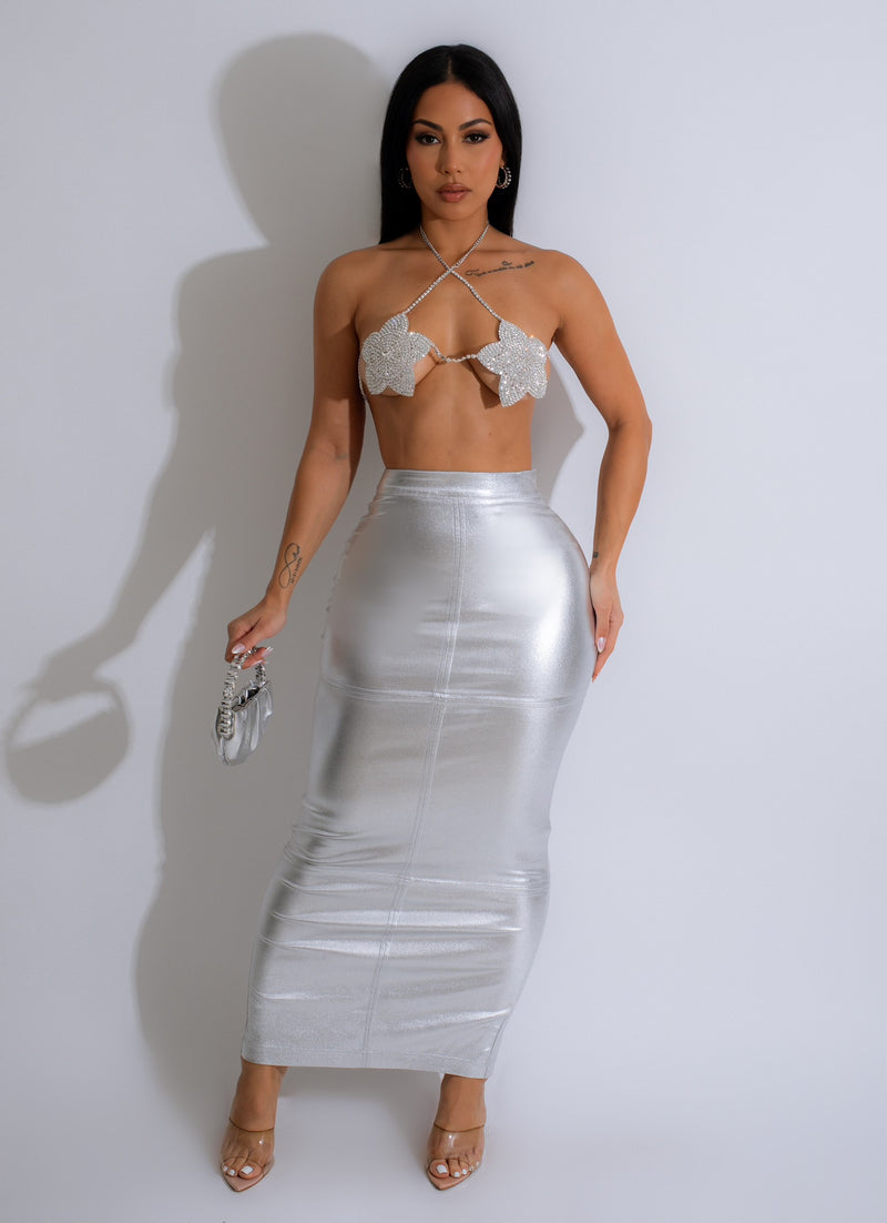 Affirmative Action Metallic Skirt Silver shimmering knee-length skirt for a glamorous evening look