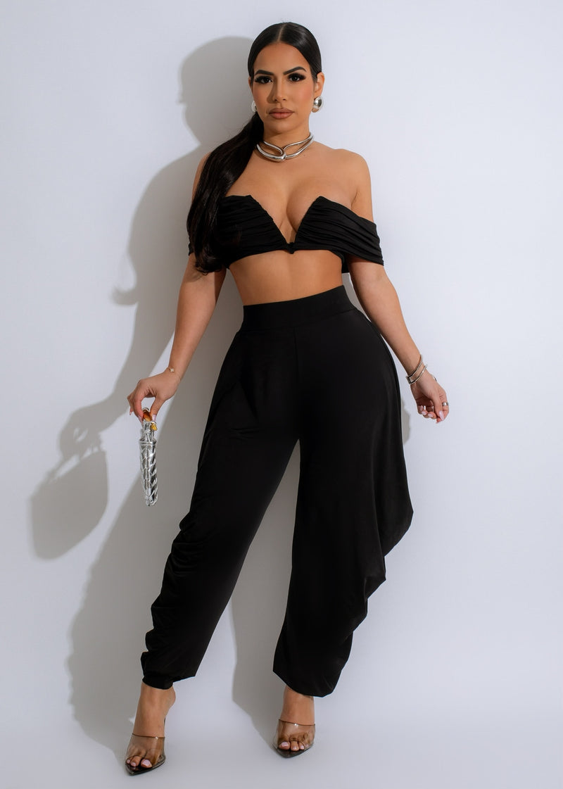 Emotions Pant Set Black, a stylish and comfortable outfit for any occasion