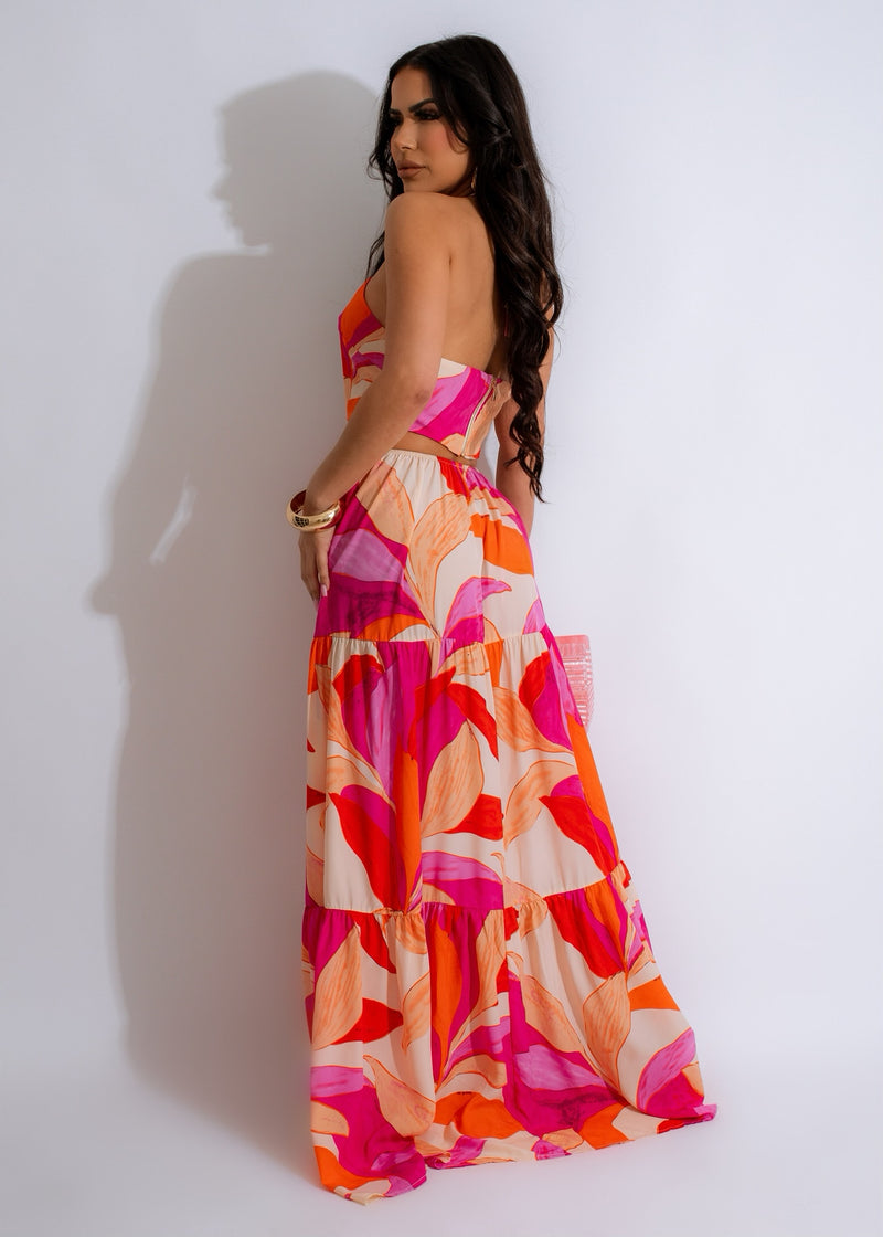  Elegant and feminine Summer Vibrance Maxi Dress in a stunning shade of pink