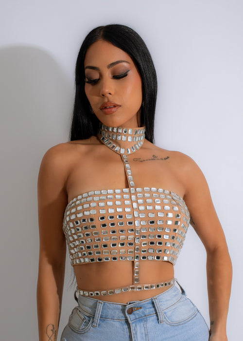  Stylish and trendy nude crop top adorned with eye-catching rhinestones