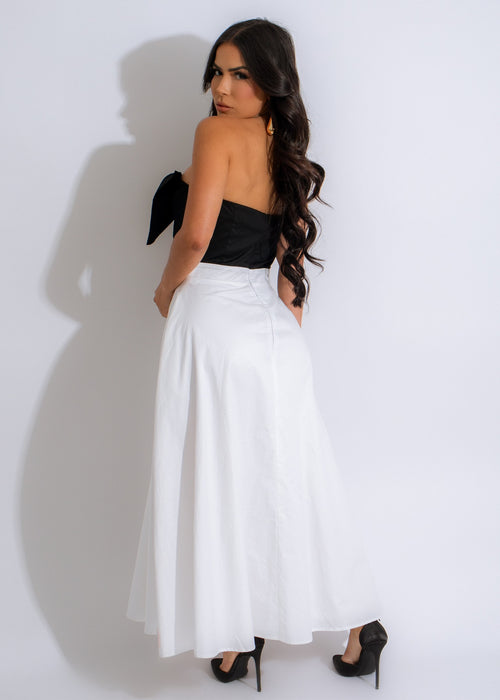  Under The Bow Maxi Dress White - Close-up of the delicate lace and intricate embroidery on the bodice