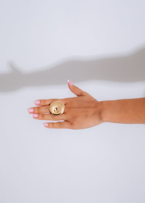 Shiny gold show the way ring with intricate details and elegant design