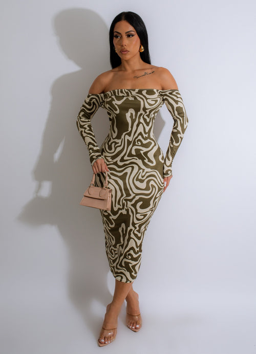 Tint Of Love Ruched Midi Dress Green