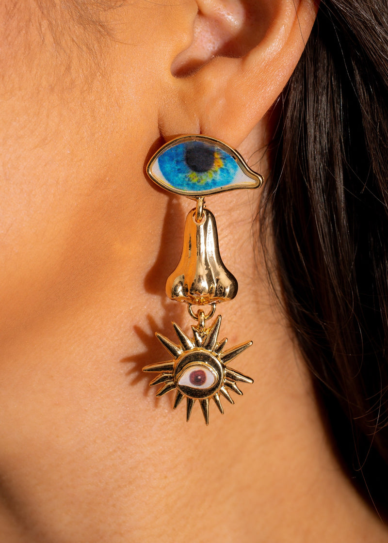 Caught My Eyes Earring