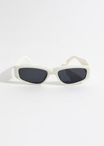 Moving On Oval Sunglasses White with UV protection for stylish look