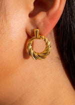 Everyday Chain Earrings in gold color with delicate design and shine